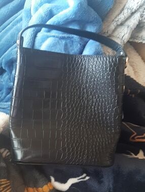 Classic Black Croc-Embossed Shoulder Bag -
